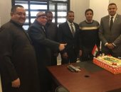 شاهد احتفالات المصريين بعيد الشرطة داخل السفارة المصرية بالكويت  