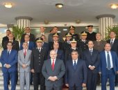 رئيس جامعة القاهرة يهنئ قيادات مديرية أمن الجيزة بعيد الشرطة