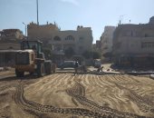 قطار الخدمات مستمر بسيناء.. إنارة الشوارع وتوصيل الغاز وردم برك المخلفات.. صور