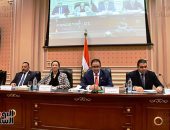 وزيرة البيئة تحذر المواطنين من إلقاء الموبايلات فى القمامة: مخلفات خطرة