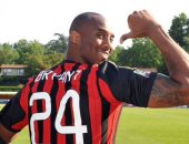 ميلان يؤبن مشجعه كوبى براينت بشارات سوداء أمام تورينو فى كأس إيطاليا