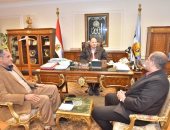 محافظ أسيوط: متابعة مستمرة للعاملين بالمحليات لمواجهة أى أشكال للفساد