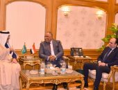 رئيس هيئة الرقابة الإدارية يناقش مع السفير السعودى سبل التعاون المشترك