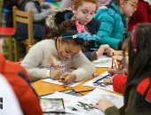 لو عايز تنمى مهارات طفلك روح جناح الأطفال بمعرض الكتاب شوف بيعملوا إيه