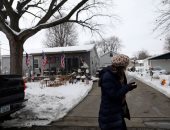 مؤيدو بيرنى ساندرز يطلقون حملة "طرق الأبواب" لدعم مرشحهم