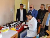 توقيع الكشف الطبى على 2387 حالة فى قافلة طبية بمركز الزرقا بدمياط 