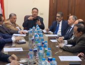 صور.. كرم جبر يجتمع بمجلس "الصحفيين" بمقر الهيئة الوطنية للصحافة