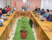 جامعة سوهاج تعقد اجتماعا لمناقشة الاستعدادت الأخيرة لتنظيم أسبوع الجامعات الأول