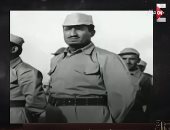 فيديو.. خالد أبو بكر يعرض تقريرًا يظهر فيه الملك سلمان بالزي العسكري في العدوان الثلاثي