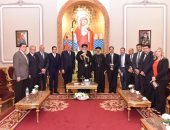 البابا تواضروس يستقبل هشام طلعت مصطفى للتهنئة بعيد الميلاد