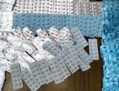 ضبط راكب بمطار القاهرة بحوزته 1040 قرصا مخدرا قبل سفره للقصيم