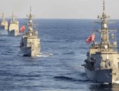 سفينة حربية يابانية تبحر متجهة إلى الشرق الأوسط