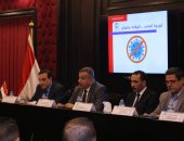 رئيس الطب الوقائي بجامعة حلوان: عدم العناق والقبلات يمنع انتشار الفيروسات