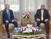 وزير الطيران المدنى يستقبل سفير اليابان بالقاهرة لبحث سبل التعاون