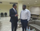 مندوب "فيفا" يؤكد جاهزية استاد القاهرة والسلام لتطبيق تقنية الـvar.. صور