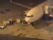 فيديو جديد حصرى من داخل طائرة نقل المصريين العائدين من ووهان هربا من كورونا