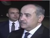 وزير الطيران المدنى بعد عودة 32 مصريا محتجزا فى اليمن: تكريم أطقم الطائرة