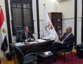 مصطفى بكرى يتقدم بأوراقه لتقنين أوضاعه بنقابة الإعلاميين