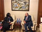 سامح شكرى يبحث العلاقات الثنائية وسبل تعزيز التعاون مع وزيرة خارجية كينيا