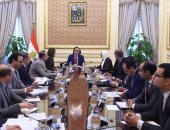 رئيس الوزراء: 100% زيادة بموازنة الصحة الجديدة.. 5 مليارات جنيه للرعاية المركزة وحضّانات الأطفال والطوارىء.. ويؤكد: تكليفات من الرئيس السيسى بتقديم خدمة طبية مميزة.. والوزارة مستمرة فى تنفيذ التكليفات الرئاسية