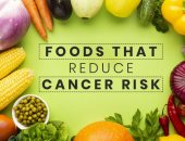 15نوع من الأطعمة والمشروبات تقلل خطر الإصابة بالسرطان أهمها..الكرنب والجزر