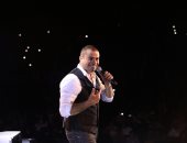 4 أغانى تصدرت فيها الطبلة أغاني عمرو دياب قبل أغنيته الاخيرة "مهرجان "