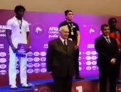 فيديو.. تتويج سمر حمزة بذهبية البطولة الأفريقية للمصارعة بالجزائر