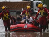 أمطار غزيرة تغمر حى فيلا ليوبولدينا فى ساو باولو بالبرازيل