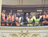 وفد من صندوق مكافحة الإدمان وطلاب المدارس يشاركون فى الجلسة العامة بالبرلمان  