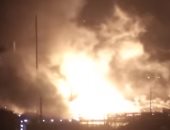 فيديو.. نشوب حريق بجوار سور محطة مترو شبرا الخيمة بسبب ماس كهربائي