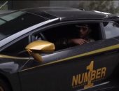 بعربية "نمبر وان".. محمد رمضان فى كواليس مسلسل البرنس "فيديو"