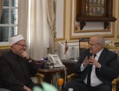 ماذا دار بين الخشت ومفتى الجمهورية حول قضية تجديد الخطاب الدينى.. اعرف التفاصيل