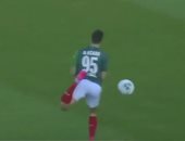 أزارو يصنع هدفًا بالكعب فى الدوري السعودي.. فيديو