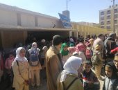 "سيبها علينا ".. أولياء أمور بسوهاج يطالبون ترميم مدرسة أسامة بن زيد الابتدائية