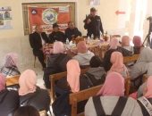 الداخلية تستقبل الطلاب في قطاعات النجدة والمرور والحماية المدنية.. صور