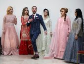 أفغانستان تحتفل بعيد الحب بالورود ومسابقة للأزياء