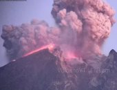 فيديو.. لحظة انفجار بركان فى إندونيسيا لارتفاع 2000 متر
