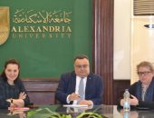 جامعة الإسكندرية تبحث إنشاء مركز نانوتكنولجى بالتعاون مع نورث ويسترن