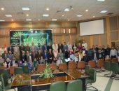 جامعة أسيوط تعلن حصد كليات الصيدلة و الهندسة و الآداب دروع التميز البيئى