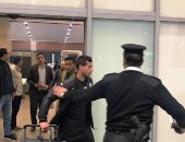 فيديو وصور.. بعثة الزمالك تصل مطار القاهرة بعد التتويج بالسوبر