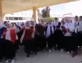 "بنت الجيران" تعبر الحدود.. رقص طالبات بمدرسة ليبية على المهرجان.. فيديو