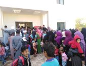 صحة أسوان توقع الكشف المجانى على 1476 مواطنا بنصر النوبة.. صور