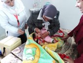 تطعيم 5791 طفل ضد الثلاثى والدرن وشلل الأطفال والخماسى بالوادى الجديد (صور)