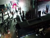 حافلة الأهلى تصل ملعب محمد بن زايد لمواجهة الزمالك.. فيديو