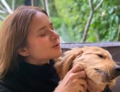 بعد تألقها بجلسة تصوير منذ أيام.. نيللي كريم تطل من جديد بصور مع كلبها