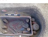 موقع أجنبى يلقى الضوء على اكتشاف 83 مقبرة أثرية بـ الدقهلية.. فيديو 