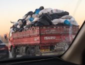 اضبط مخالفة.. صعود النقل لأعلى أوتوستراد الدائرى نهارا محملة بالقمامة