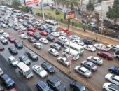 صور.. أمطار غزيرة على القاهرة والجيزة.. والأرصاد تحذر: الموجة مستمرة