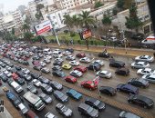 فيديو.. زحام مرورى أعلى كوبرى أكتوبر من التحرير حتى رمسيس بسبب الأمطار