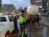 مياه الشرقية تدفع بـ 14 سيارة مجهزة لشفط تراكمات مياه الأمطار